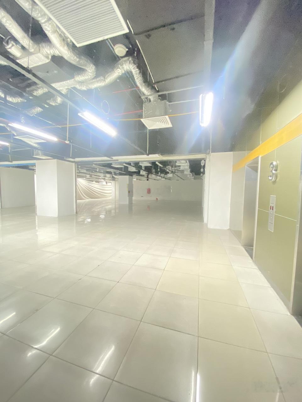 Cho thuê mặt bằng kinh doanh DT 190m2 đã setup cơ bản Vị trí vàng tại tòa Mipec Đống Đa, Hà Nội