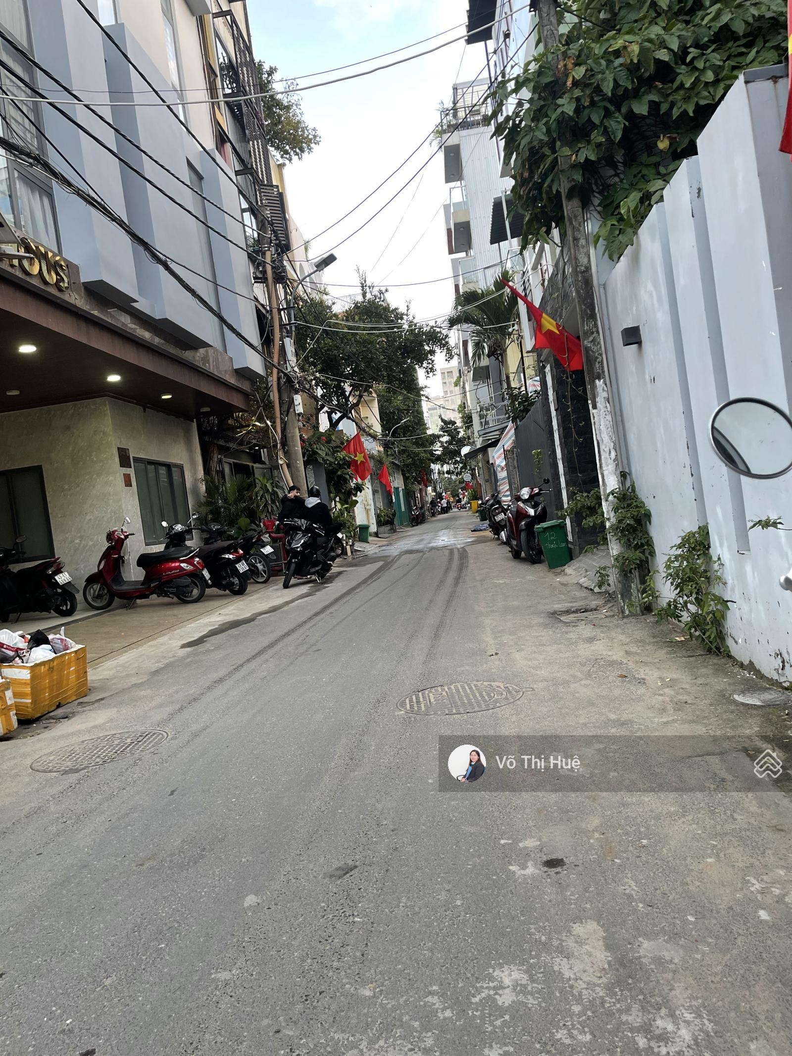 MT Thạch Lam ngay trung tâm phố du lịch thông Nguyễn Văn Thoại