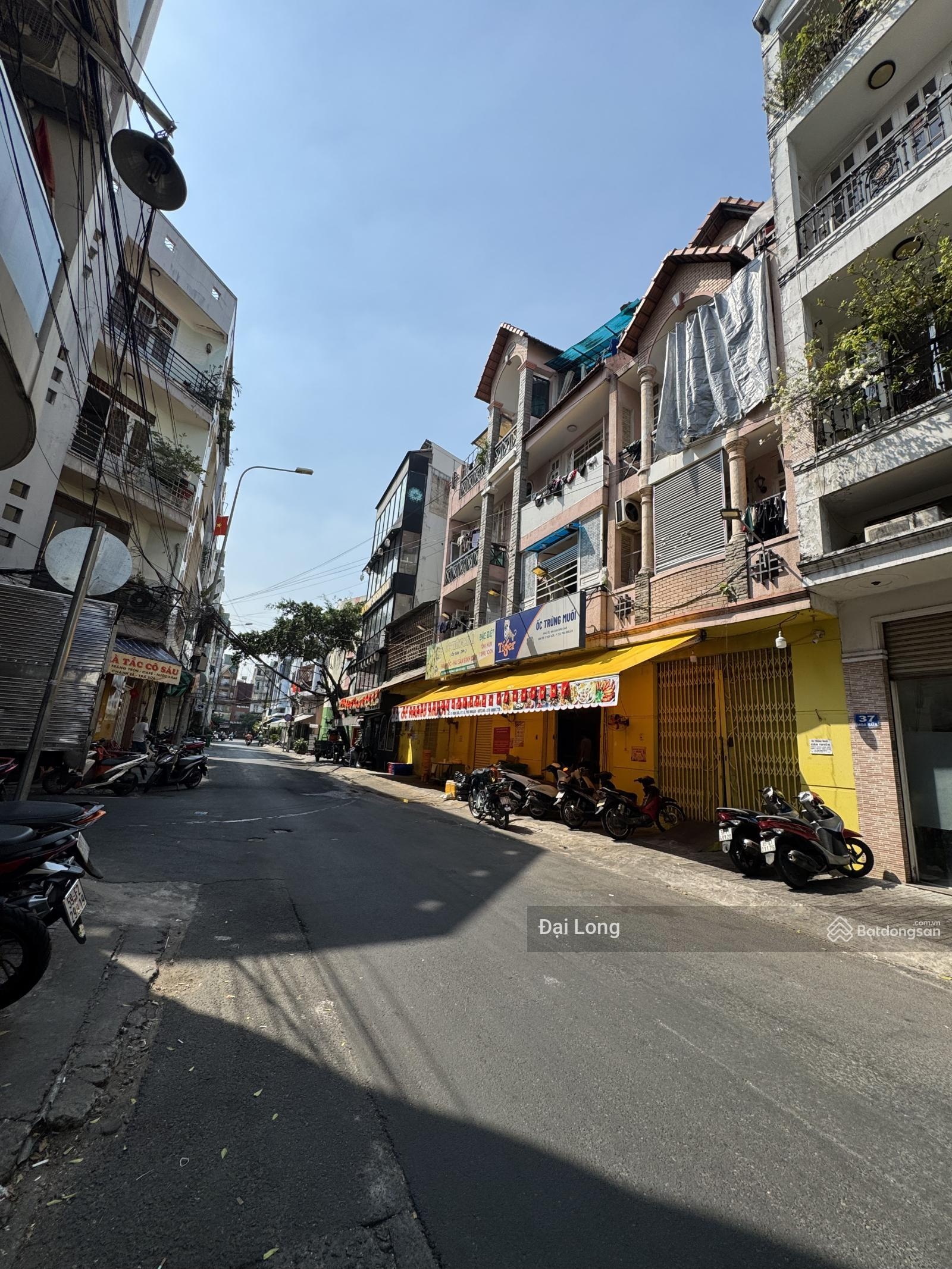 Nhà 2 mặt tiền đường Hoa Sữa, Phú Nhuận 4 tầng 5,3x13m giá chỉ 21,3 tỷ còn thương lượng