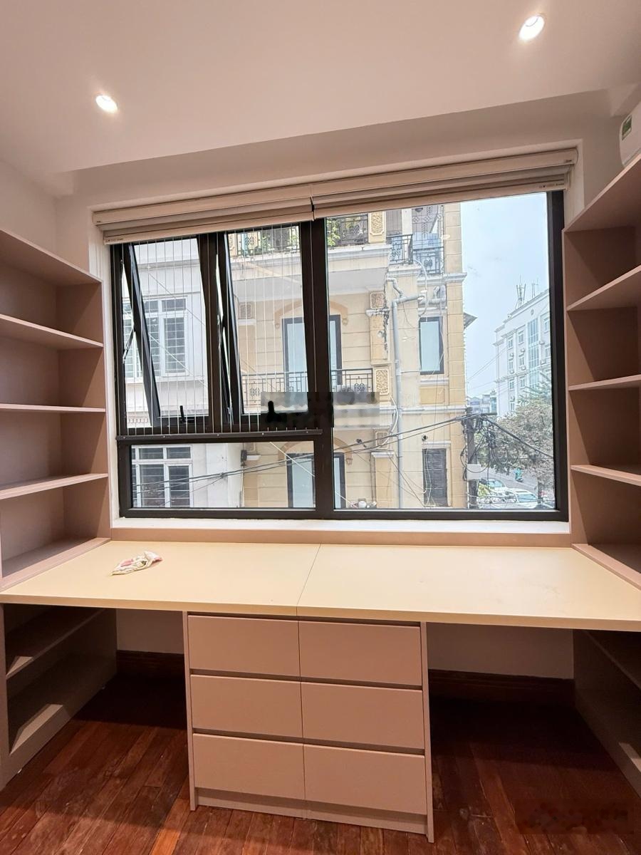 Bán Nhà Riêng tại Đường Quần Ngựa, 32 tỷ, 57m2, giá siêu hời