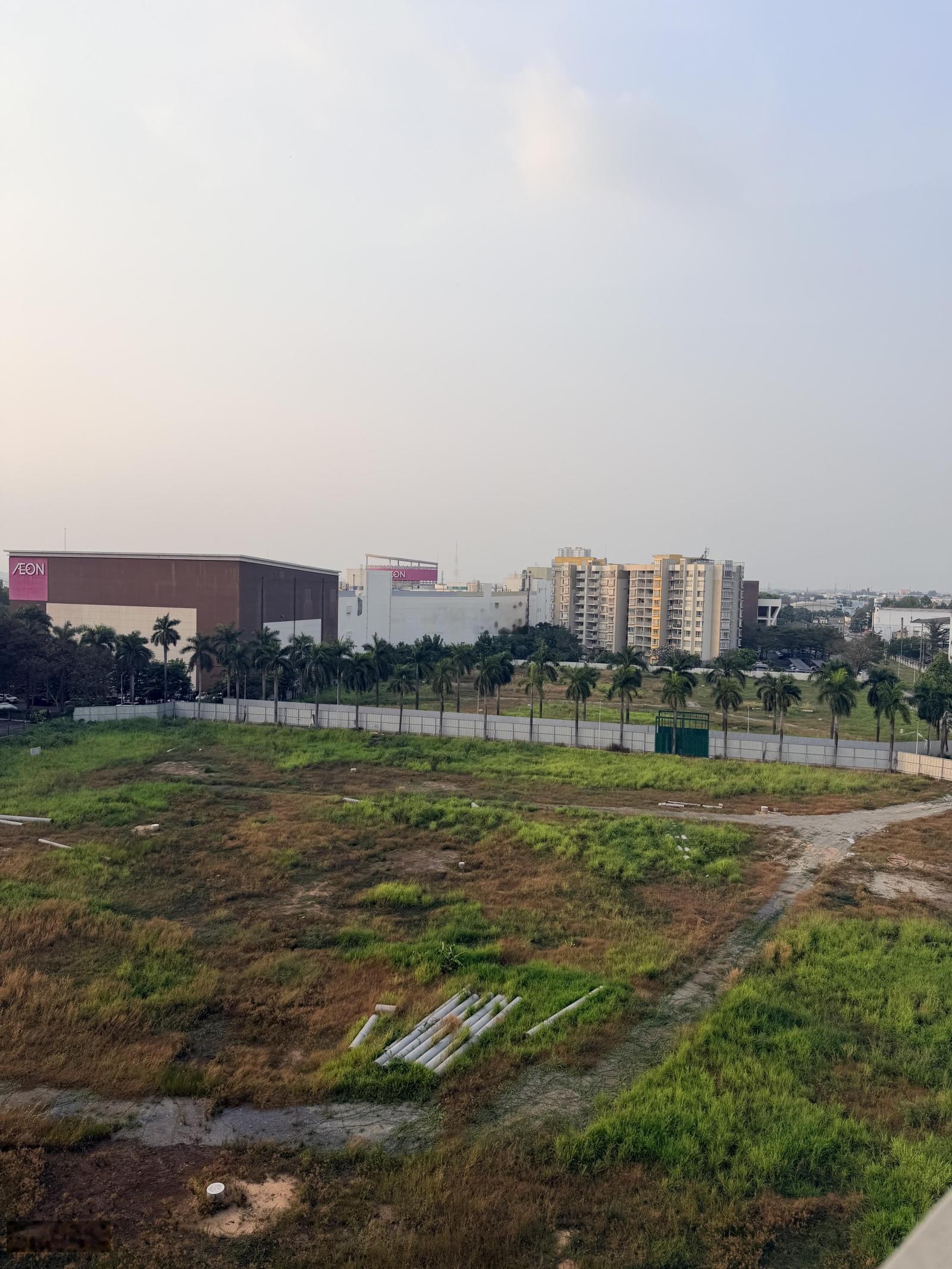 Cho thuê căn hộ đầy đủ nội thất dọn vào ở ngay chỉ 12tr dt 117m2 The Canary Heights