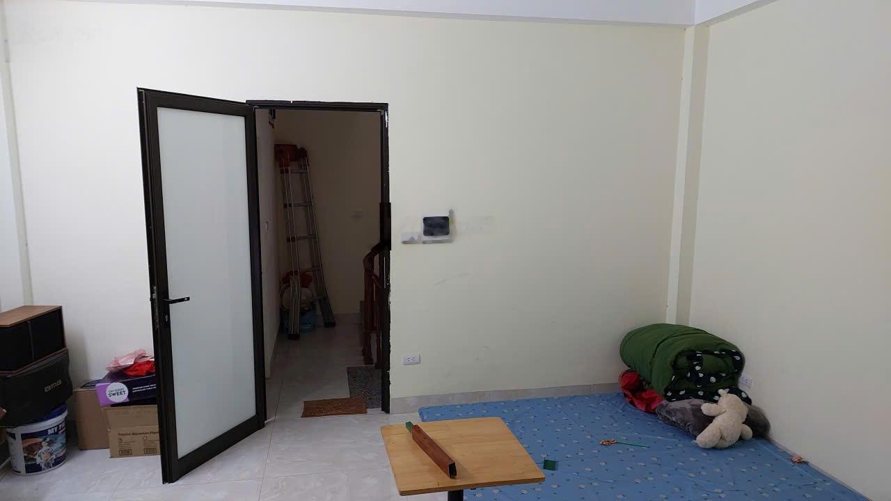 Giá 6.8tỷ có TL, phố Đại Linh, 34m2, nhà 5 tầng, thiết kế đẹp cạnh hồ điều hoà.