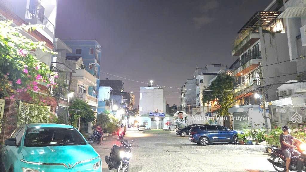 (giảm mạnh) đất xây chdv hầm + 5 tầng - 2 mặt hẻm - bình thạnh - 4.4 x 23m - chỉ 11.9 tỷ.