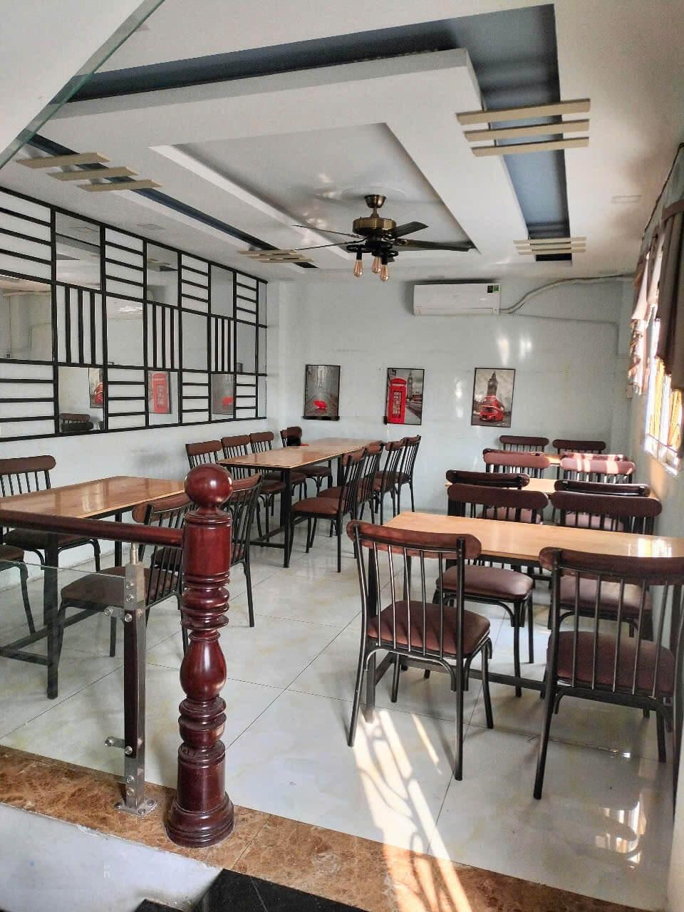 Bán nhà mặt phố 2 mặt tiền, siêu hot tại Lê Đình Cẩn, Bình Tân, 8,6 tỷ, 68m2