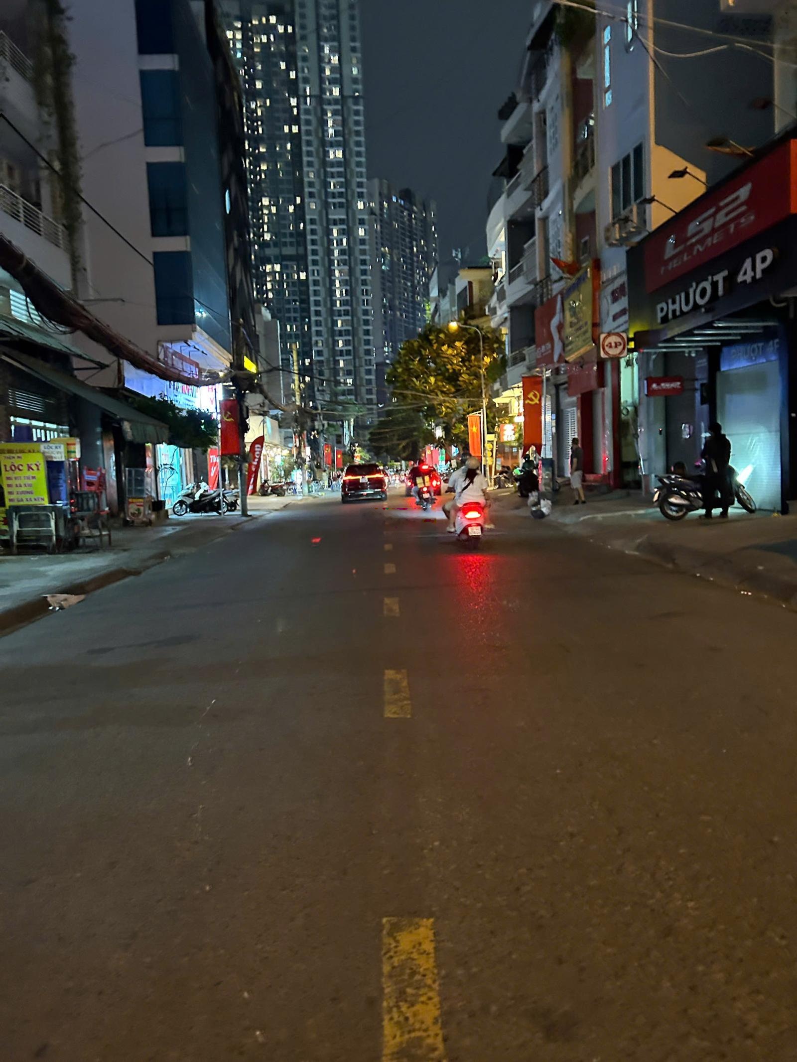 Bán nhà khu 135 - nguyễn hữu cảnh gần - điện biên phủ và ga me tro - 18.8 tỷ