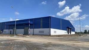 Cho thuê xưởng DTSD 5.000m2 rẻ 65n/m2 P. Phú Giáo, TPHCM. BD cũ, bình điện lớn, hoàn công, PCCC đủ