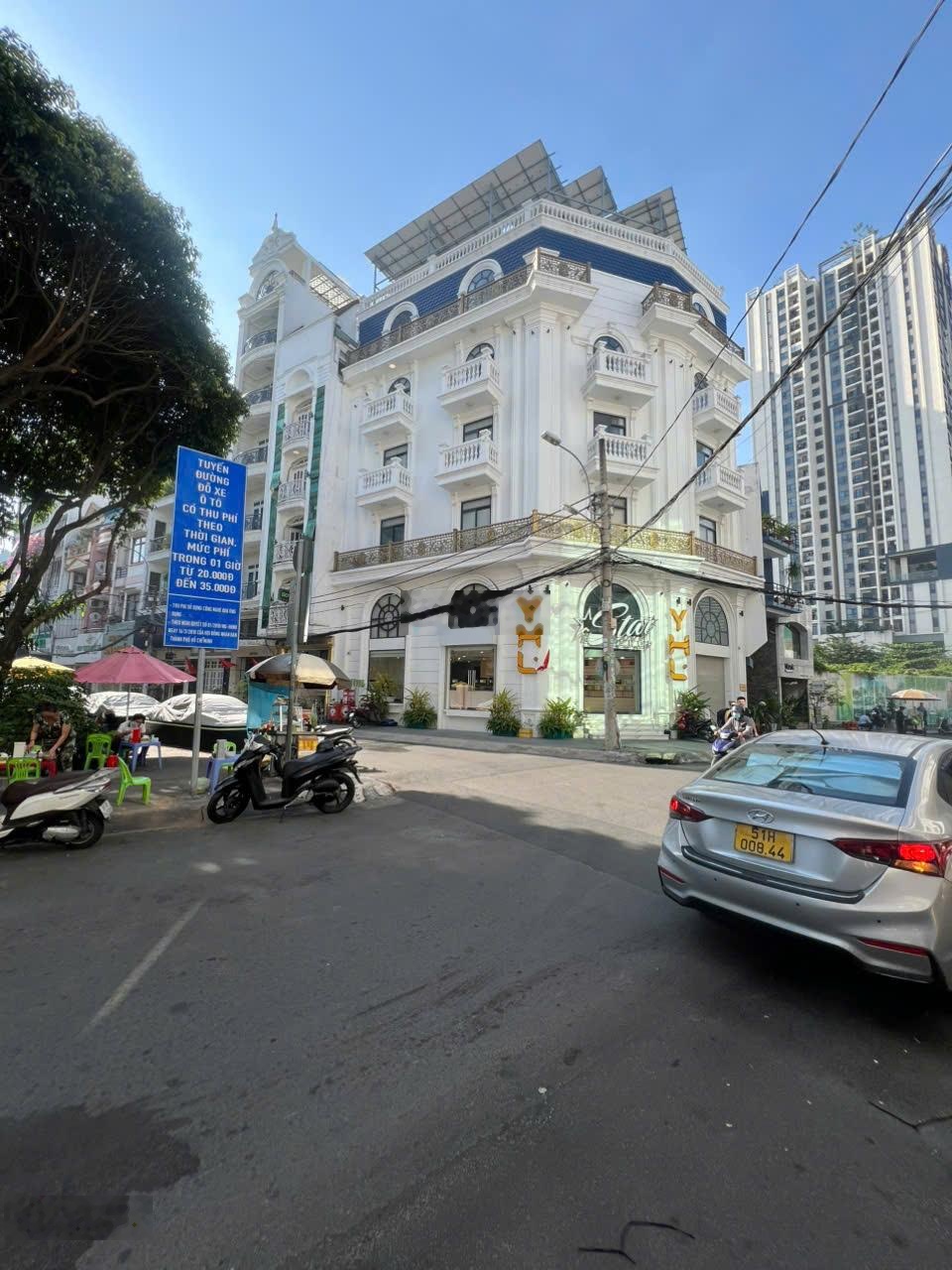 Siêu vị trí rẻ 22m ngay Cao Thắng - Hà Đô. Dài 15m. CN 285m2. Hầm 8 tầng TM. HĐT 230tr. Giá 65.7 tỷ