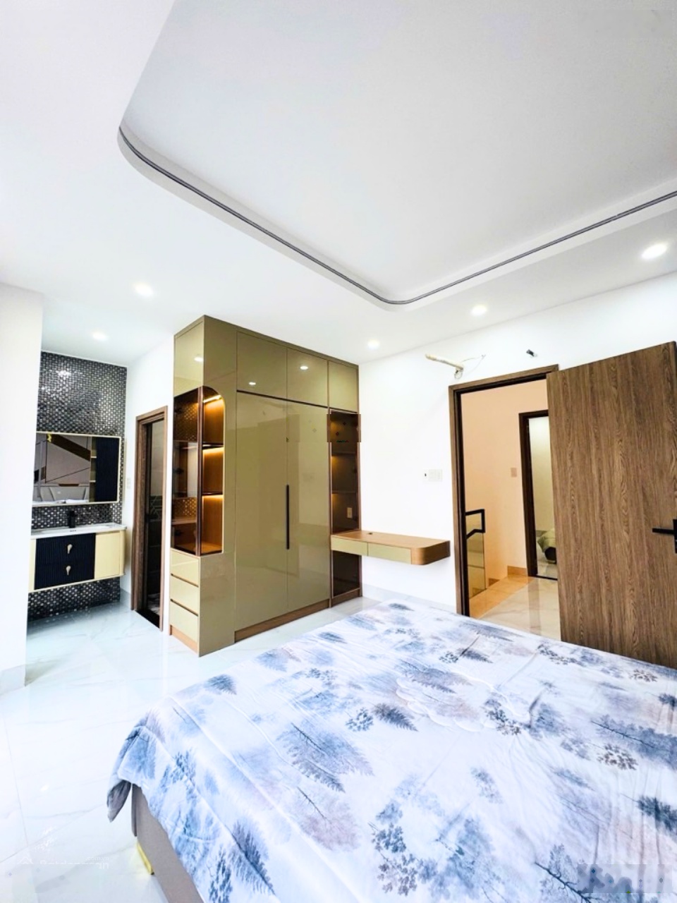 Nhà 2 tầng full nội thất ngay chợ Bình Trị Đông, 5.4x12m, 3 phòng ngủ, 5.7 tỷ thương lượng