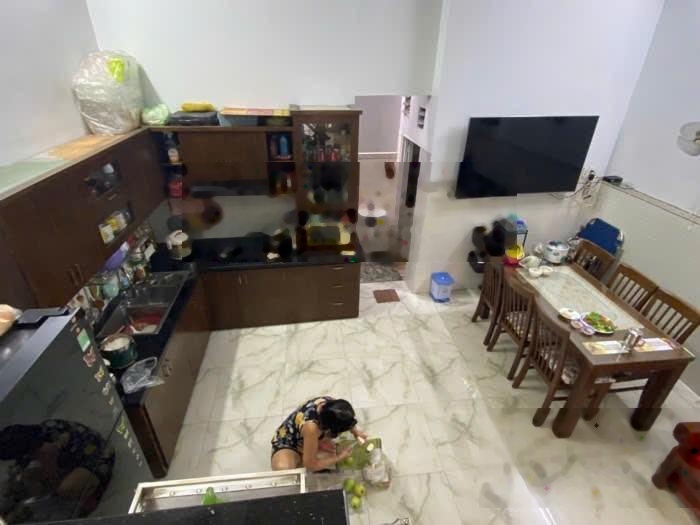 Nhà đẹp hoàng sa, phạm văn hai - ngang gần 5m nở nhẹ, 95m2, 3 tầng, hxh thông - hơn 12tỷ