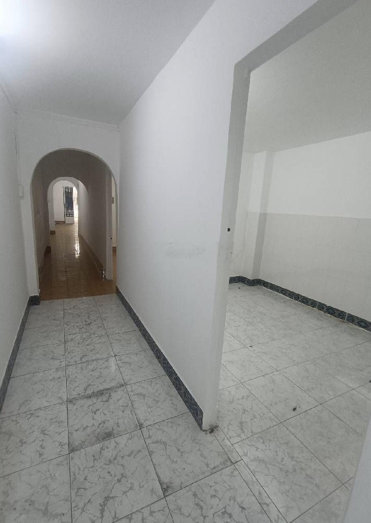 BÁN NHÀ MẶT TIỀN KINH DOANH LÊ LỢI HÓC MÔN. Diện tích 131m Giá 9,5 tỷ (Thương lượng)