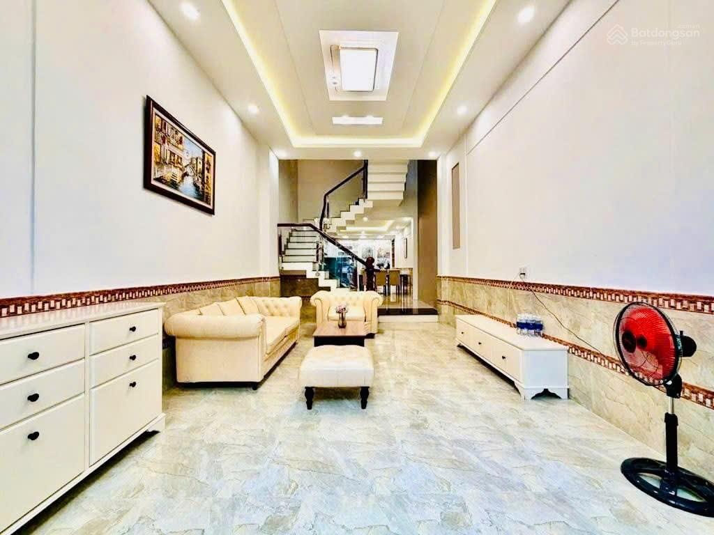 Bán nhà mã lò, bình tân, 63m2, có sân để xe riêng, giá 4 tỷ 85 tl mạnh