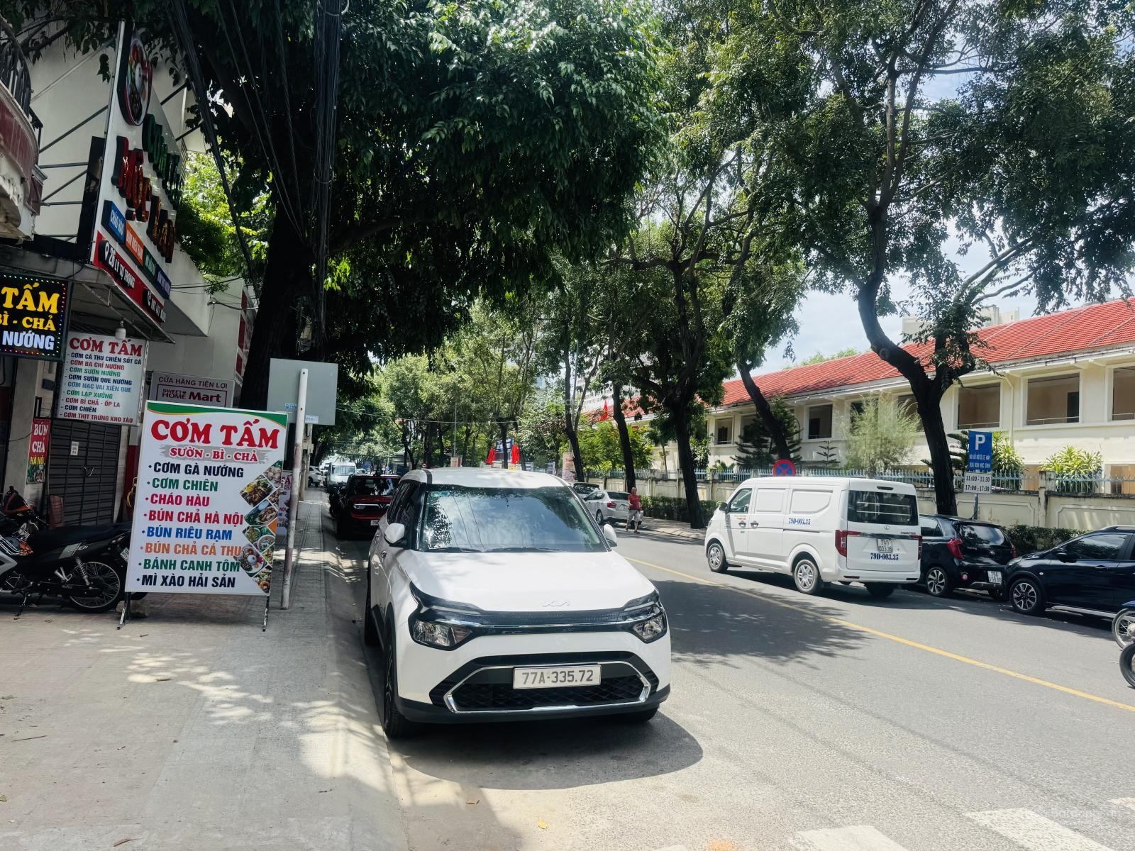 Chính chủ cô em cần sang nhượng căn góc 2 mặt tiền đường Lý Tự Trọng - Lộc Thọ