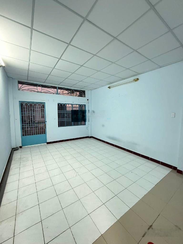 Phan Huy Ích - Nhà 2 tầng BTCT hẻm xe hơi thông - 4x11 - 44m2 chỉ 4,39Tỷ TL