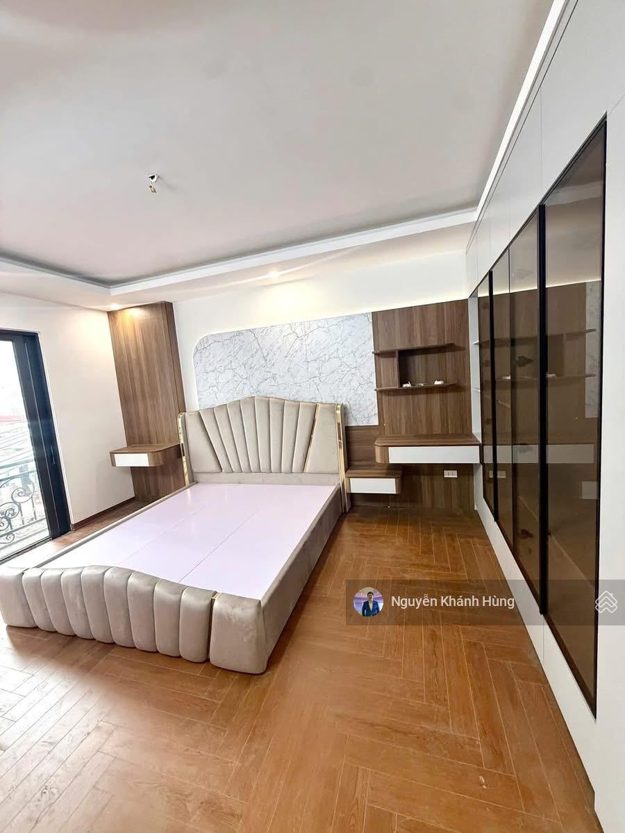 Bán nhà riêng Ngõ Quỳnh, nhà mới full nội thất, ô tô, DT 40 m2 x 5 thang máy, ở và kinh doanh