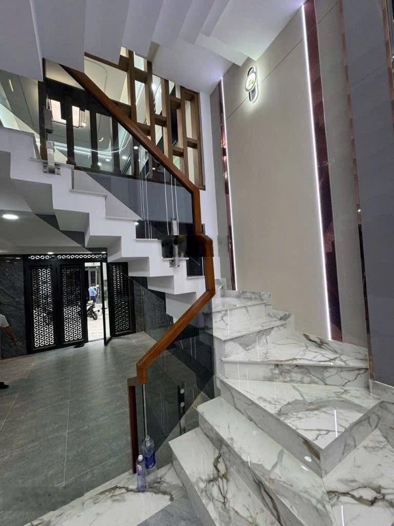 Kinh dương vương - bình tân - khu phân lô đồng bộ - 4.1 x 13 - 5 tầng - giá 7.9 tỷ tl