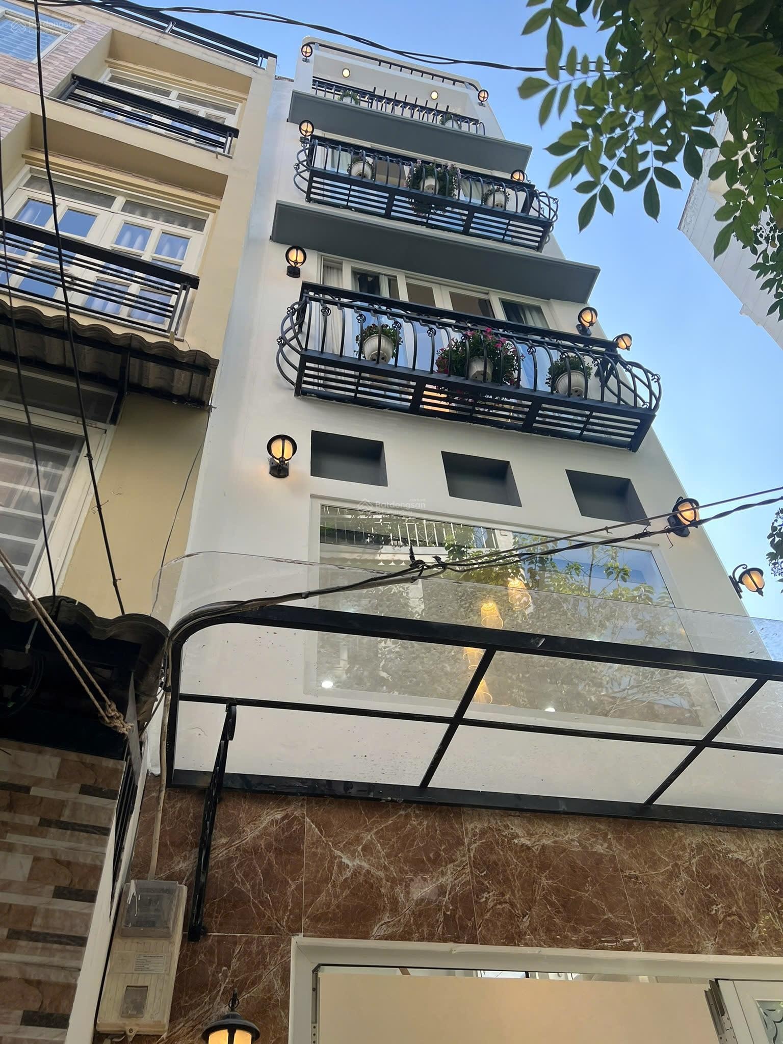 Siêu phẩm 5 tầng - 2 mặt tiền nở hậu hẻm xe hơi huỳnh văn bánh - nhỉnh 8 tỷ