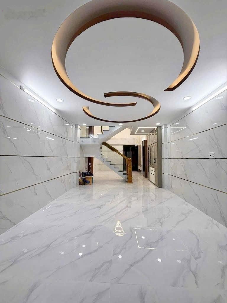 Nhà đẹp mới tinh, hẻm xe hơi đỗ cửa, 5 tầng chắc chắn, 4x14m (56m2) lê văn quới, giá 6,85 tỷ