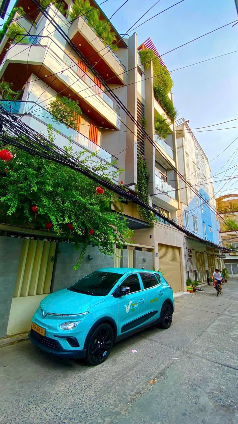 Huỳnh Văn Bánh Phú Nhuận - Hẻm 4m, ô tô đến cửa - 55m2 4 tầng - Sổ đẹp, hoàn công đủ - 9.9 tỷ TL