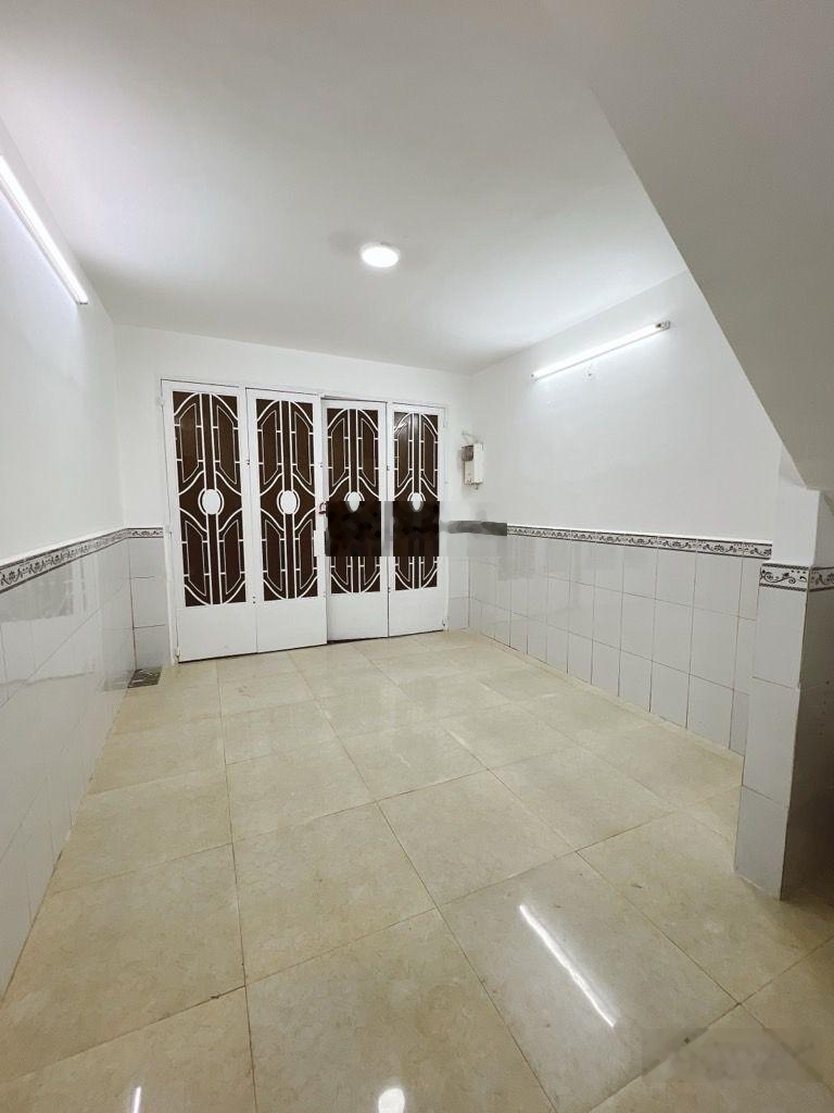 Bán Nhà Quận 8_Au Dương lân_DT 21.3m² _ giá 248000000