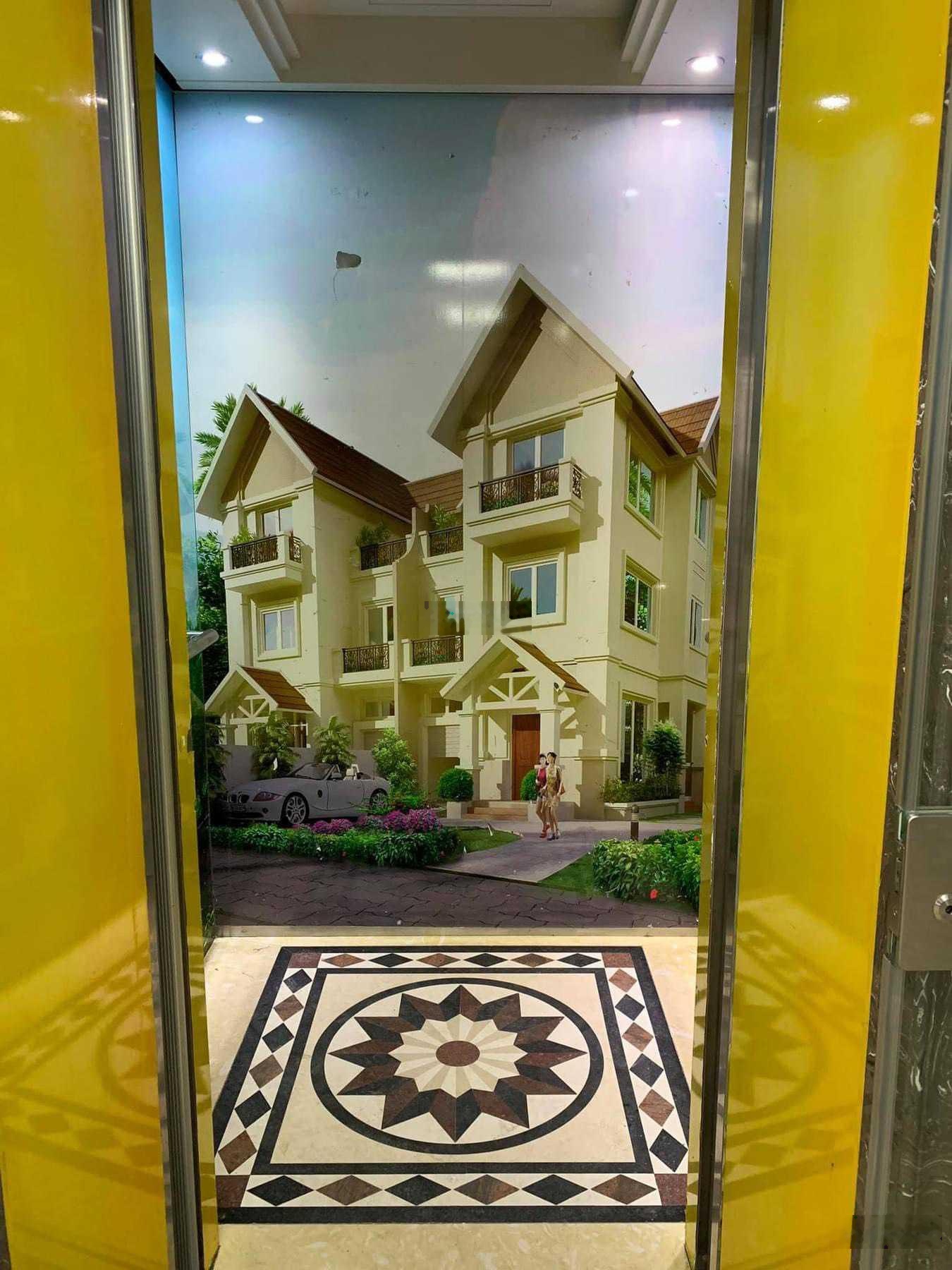 Cho thuê tòa VP 2 mặt tiền tại 23 Lê Văn Lương - 5 sàn - DT 150m2/sàn - Giá cực hấp dẫn!