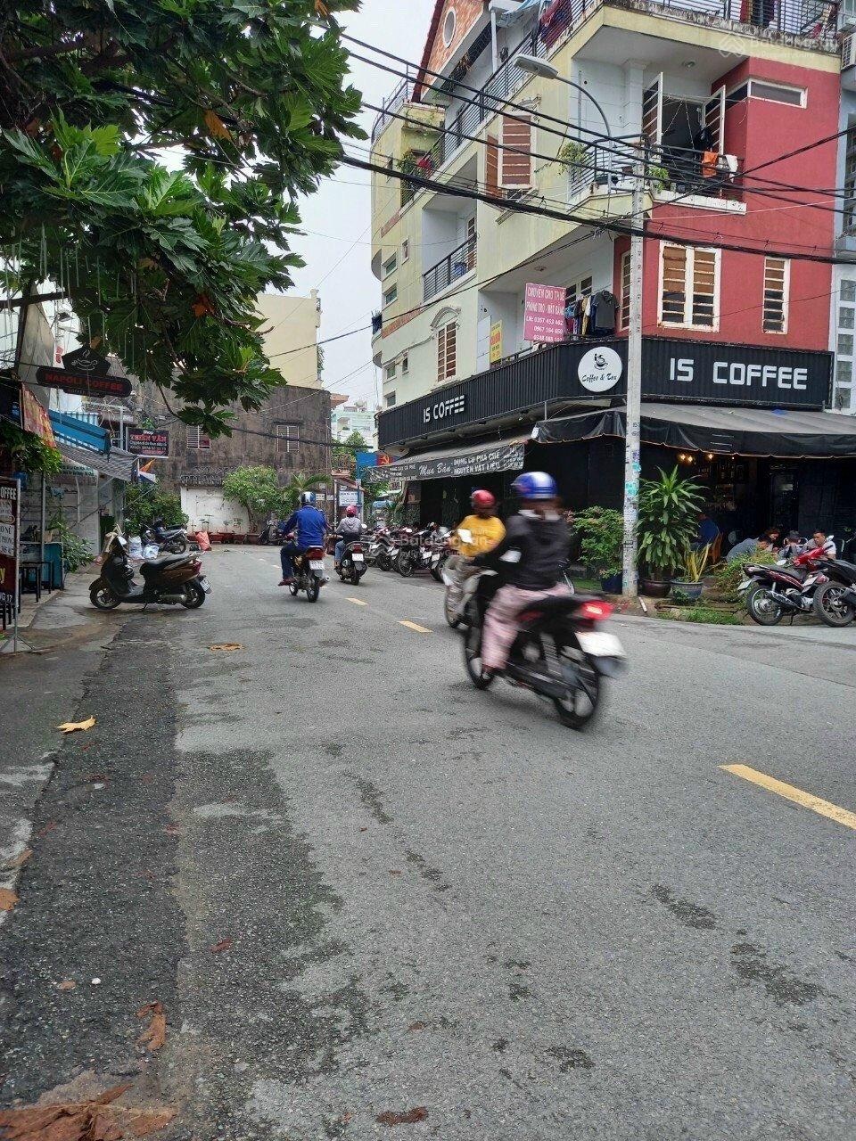 Hạ 2 tỷ mặt tiền Lê Lợi P4 GV, DT 8*26m, CN 210m2, KC 2 lầu, ĐCT 50tr giá bán 39 tỷ