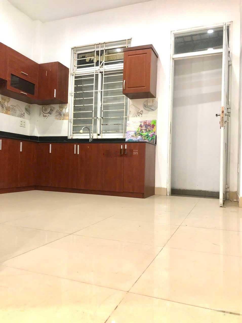 Bán nhà hẻm ô tô, P. Bình Trưng Tây. DT 61m2 (4 x 15m) 1 trệt 2 lầu