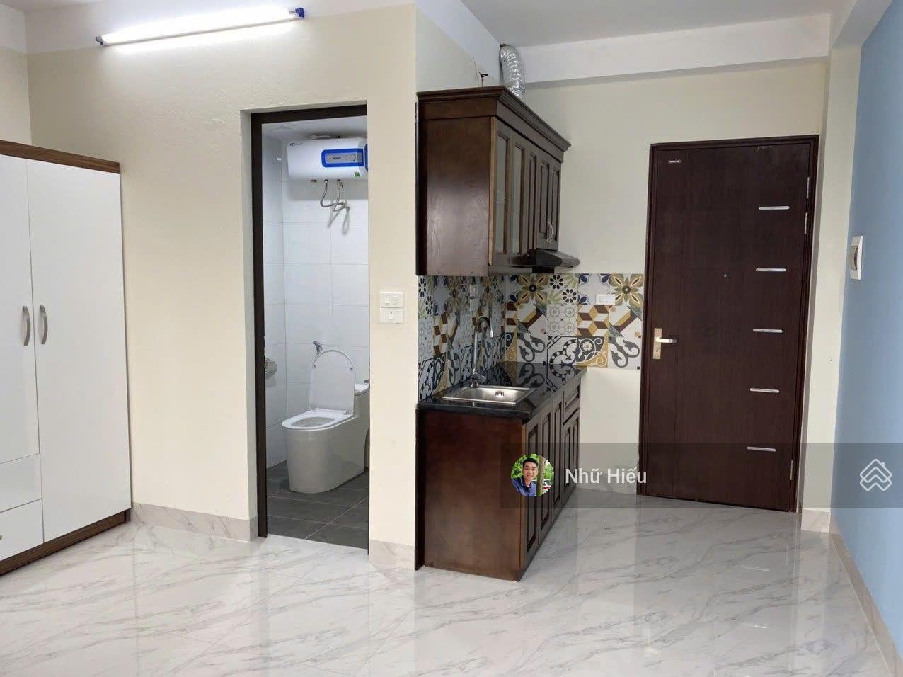 Bán tòa nhà 8T căn hộ mini cho thuê gần đường Phạm Văn Đồng, dòng tiền cho thuê gần 100tr/th