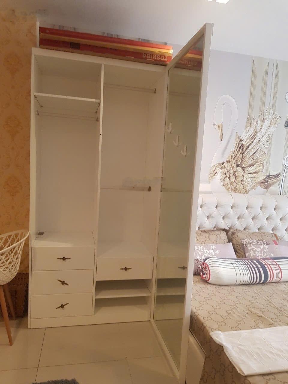 Cho thuê căn 1PN Sky Center giá 9tr - 11tr/tháng full nội thất ở liền. LH: 0908497849