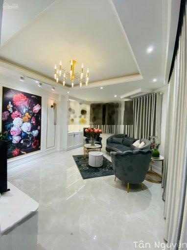 Bán nhà mặt tiền 19 đường Nguyễn Hữu Cảnh, 5 tầng Thang máy dt: 4x15m.giá 24,5 tỷ