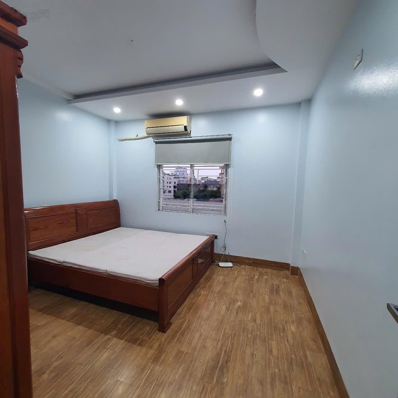 Bán nhà mặt chợ Bông Đỏ Ngô Thì Nhậm, 18,5 tỷ, 40m2, 4PN, 4WC, chính chủ bán gấp, Hà Đông, Hà Nội