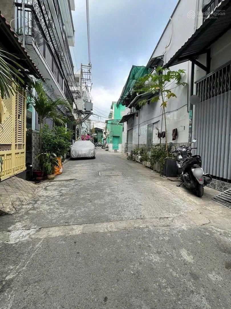 Hiếm Q7, ô tô ngủ trong nhà, 75m2, 4m x 19m, 3 tầng 4PN, hẻm xe hơi 5m, ngay chợ Lý Phục Man