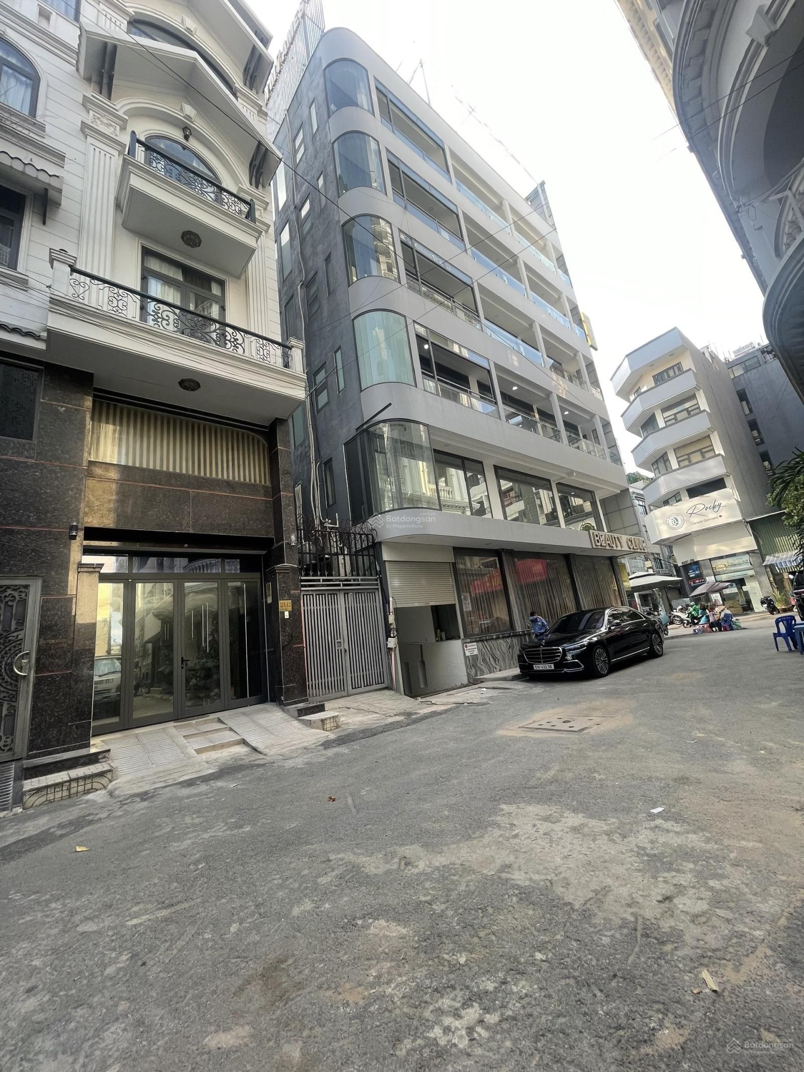 Bán nhà hẻm xe hơi 8m Quận 10 6.5x14m, nhà 4 lầu ST Lý Thường Kiệt gần nhà thi đấu Phú Thọ 18.8 tỷ