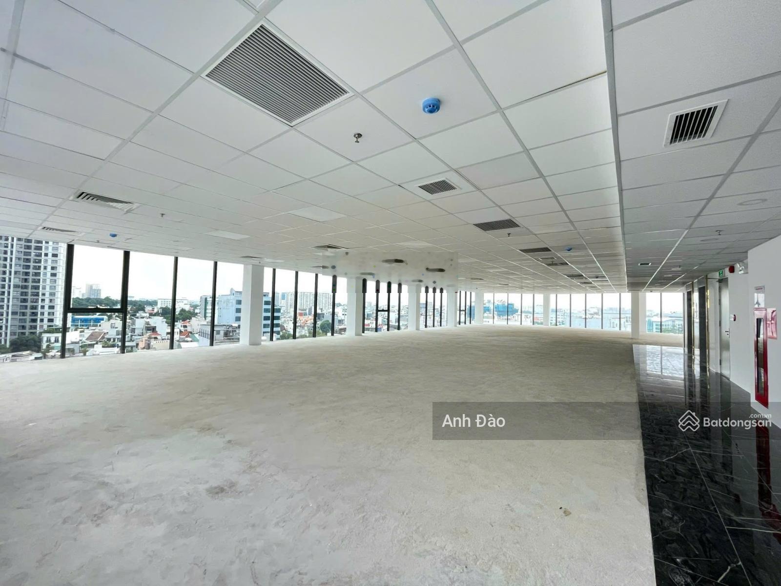 Tòa nhà cho thuê góc 2 mặt tiền phan đình phùng - phan đăng lưu phú nhuận