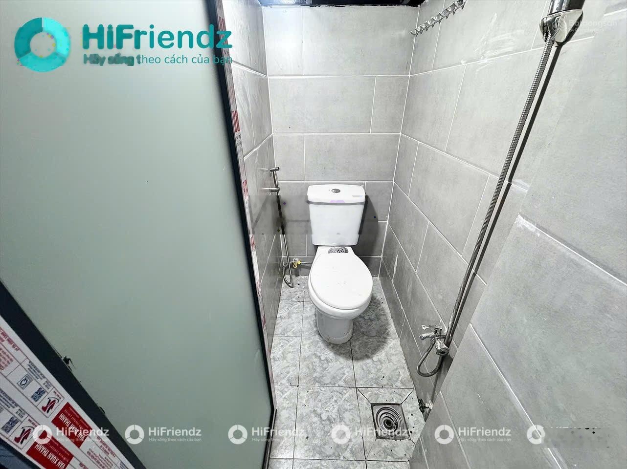 Cho thuê phòng full nội thất mới 100% - cửa sổ ban công siêu thoáng mát nằm ngay trung tâm bthanh