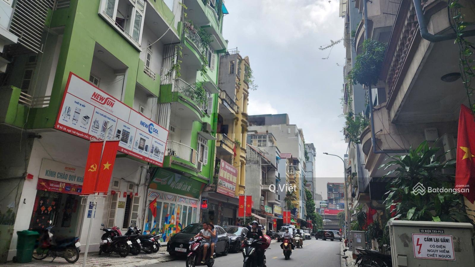 căn góc phố Nguyễn Xiển 105m 8 tầng Mt5,5m đường rộng vỉa hè 2 bên kinh doanh siêu tốt