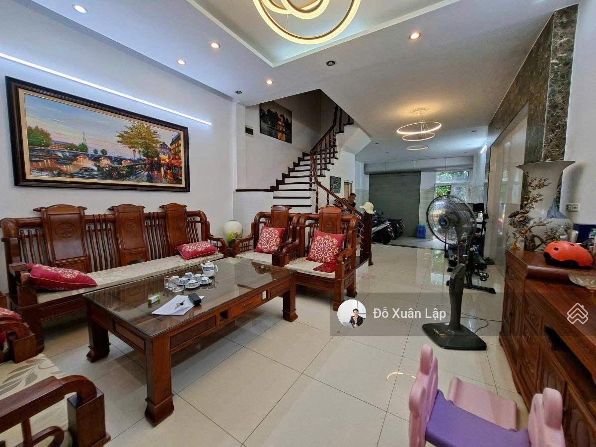 Nhà mặt phố lớn Đặng Thùy Trâm Phạm Tuấn Tài, ô tô tránh, thang máy, KD đỉnh, 79m²*5T giá 27 tỷ