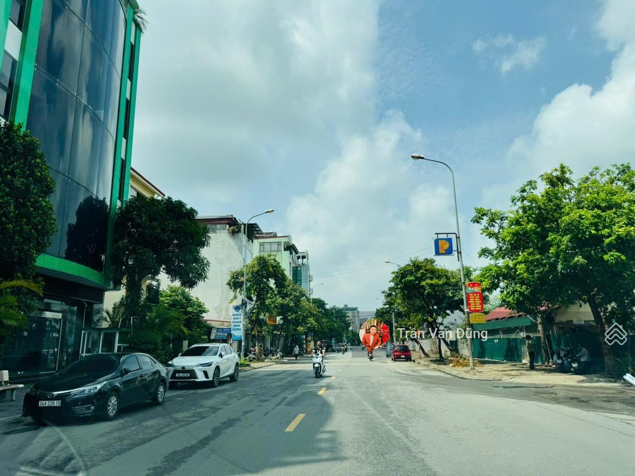 Cần bán nhanh lô đất 80m2/MT 5m mặt phố Ngô Xuân Quảng vị trí đẹp KD sầm uất. Bán gấp giá tốt