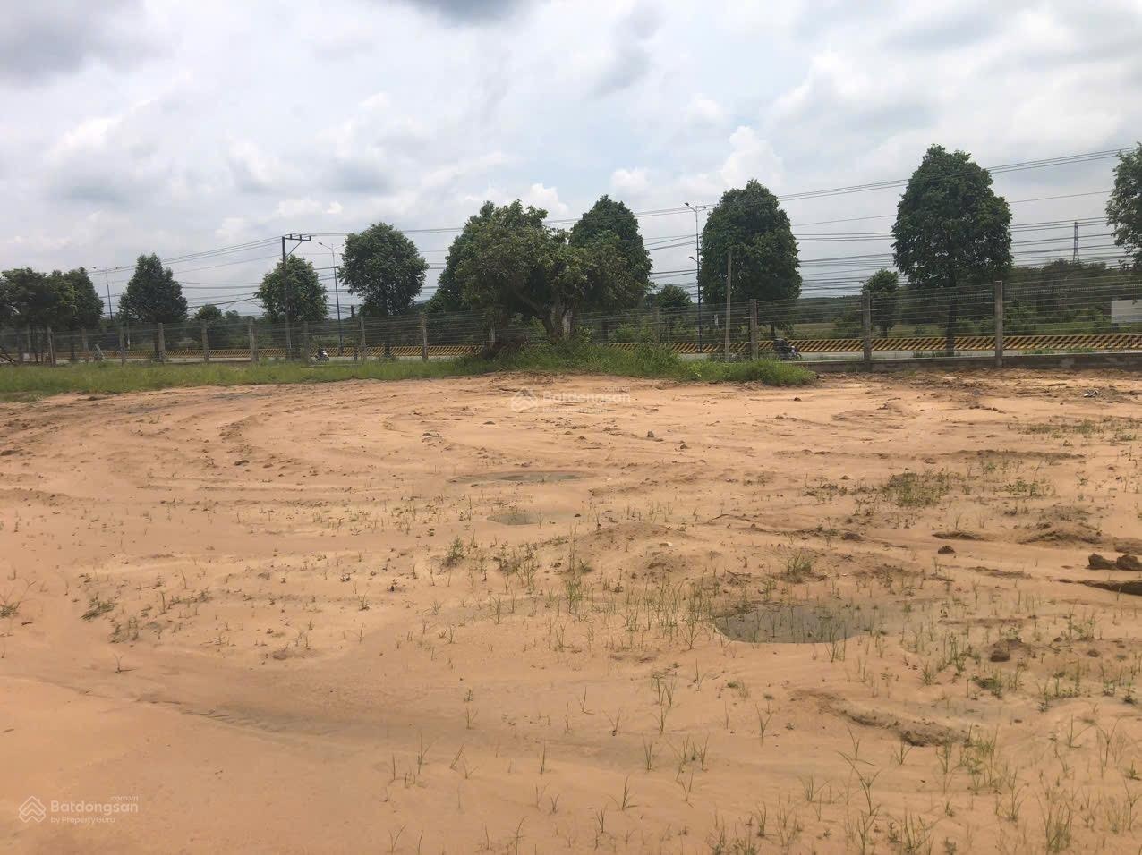 Cho thuê 10000m2 đất SKC KCN Phước Bình, Long Thành