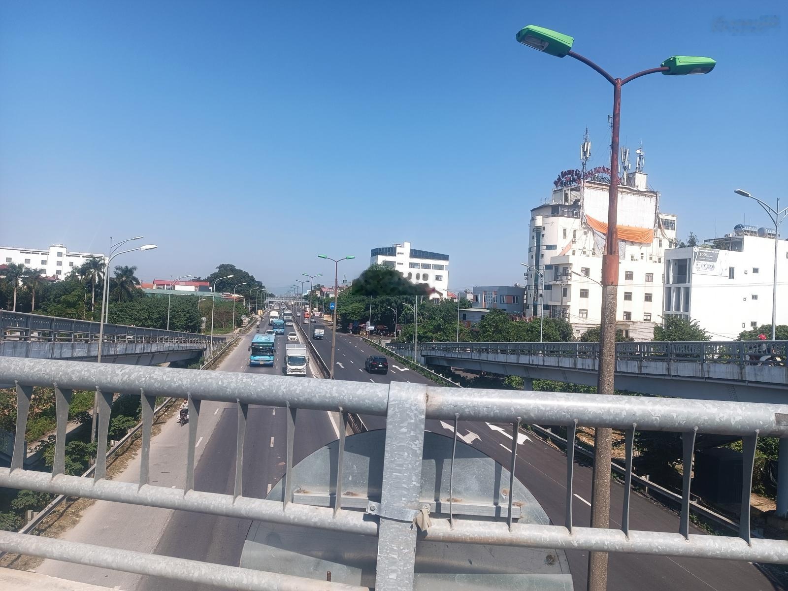 Bán nhanh 50m2 Nam Hồng, gần cầu Thăng Long - mặt ngõ ô tô 7 chỗ, chỉ 3,85 tỷ ctl 0983606868