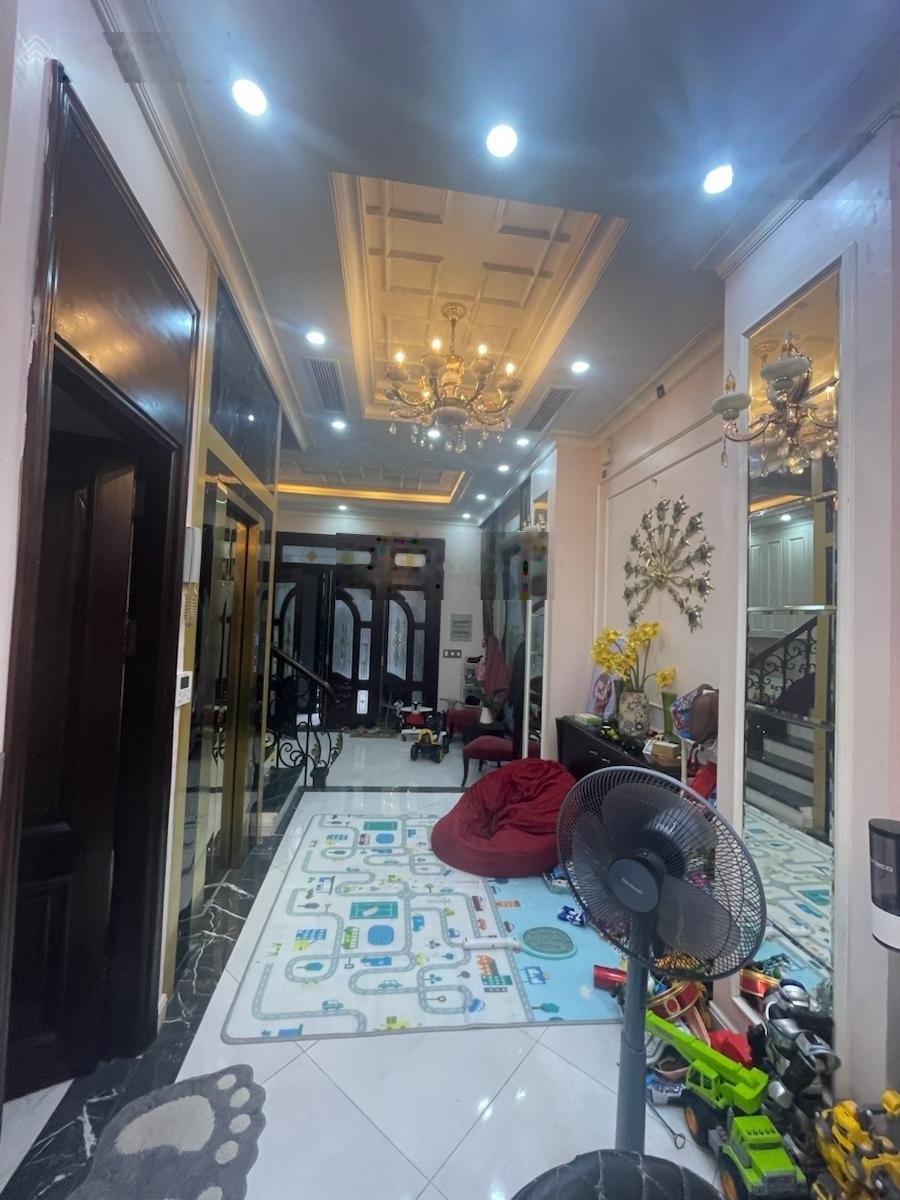 Đoàn thị điểm - cát linh - 88m2 - 27 tỷ - ô tô - 6 tầng thang máy - 300tr/m2 - đống đa - quá rẻ !!!