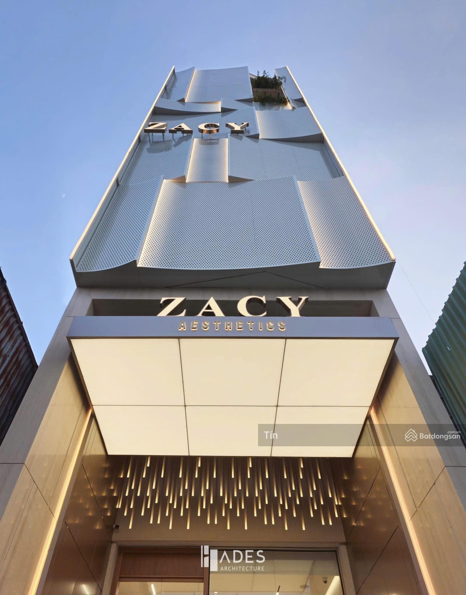 Bán nhà MT Ung Văn Khiêm p25 Bình Thạnh ,DT:5.7x36-8 Tầng-Hdt 200tr Giá 55 Tỷ thương lượng