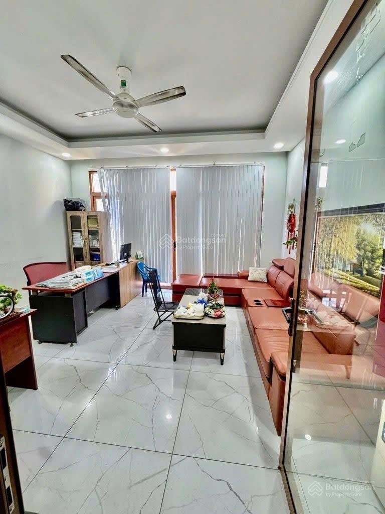 Bán nhà 5 tầng, ngang 5m, hẻm 1 trục xe hơi tránh - Phạm Văn Bạch, Trần Thái Tông - hơn 10tỷ