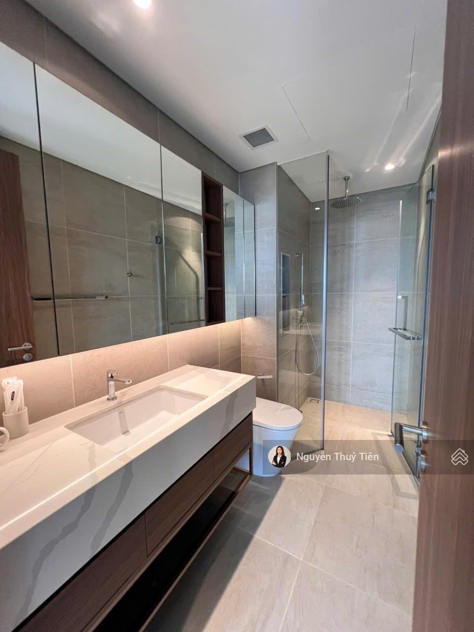 The Crest cho thuê 2PN + 1, full nội thất mới 100% - tầng cao view Landmark81