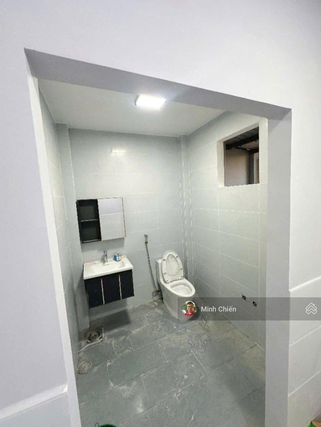 Nhà trệt 1 lầu 4x21m, hẻm Lý Thường Kiệt Thị Trấn Hóc Môn cũ này là xã Hóc Môn, TP. HCM