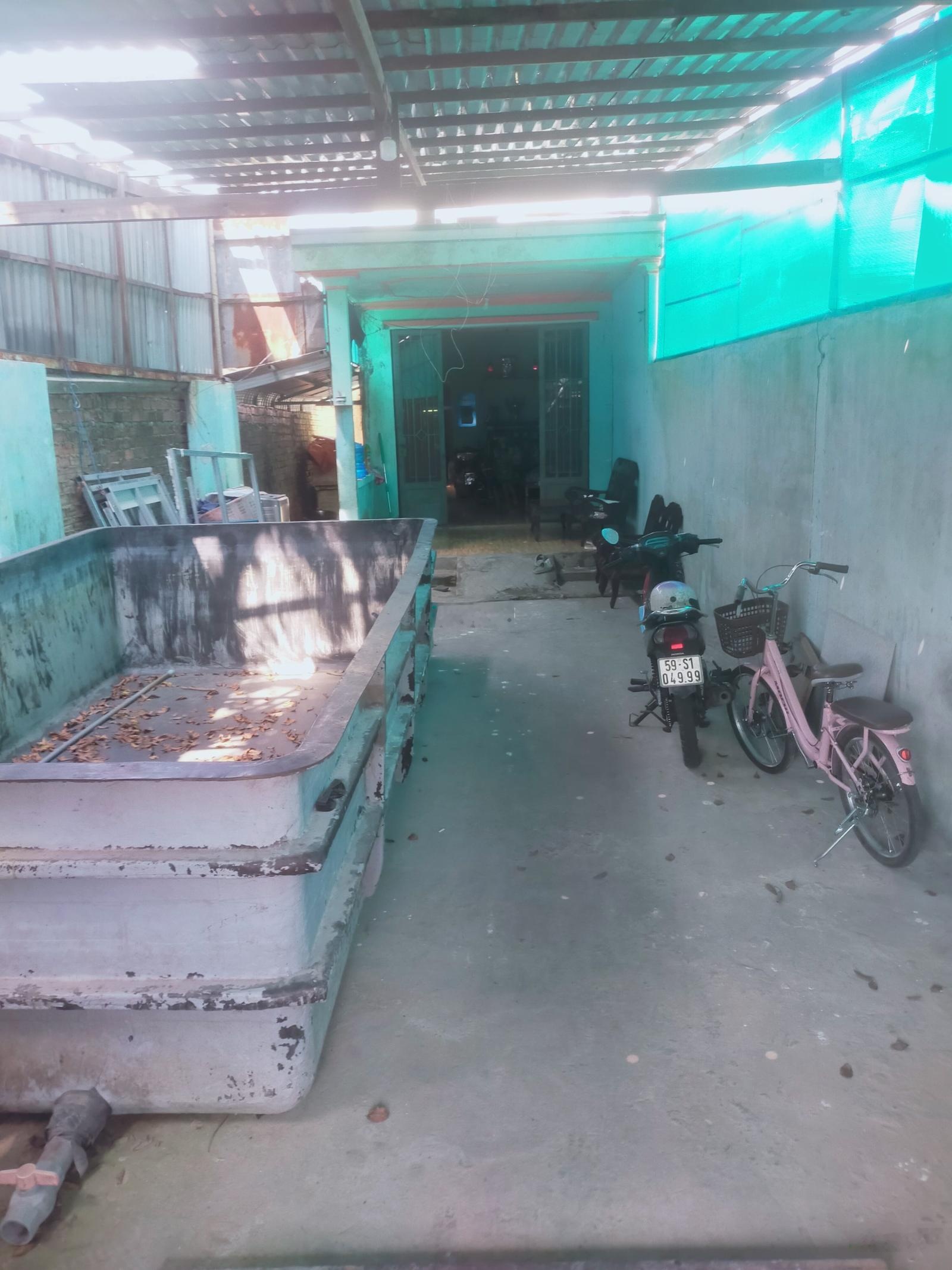 Siêu phẩm mới mặt tiền đường Lê Văn lương sổ Hồng riêng có công chứng ngay