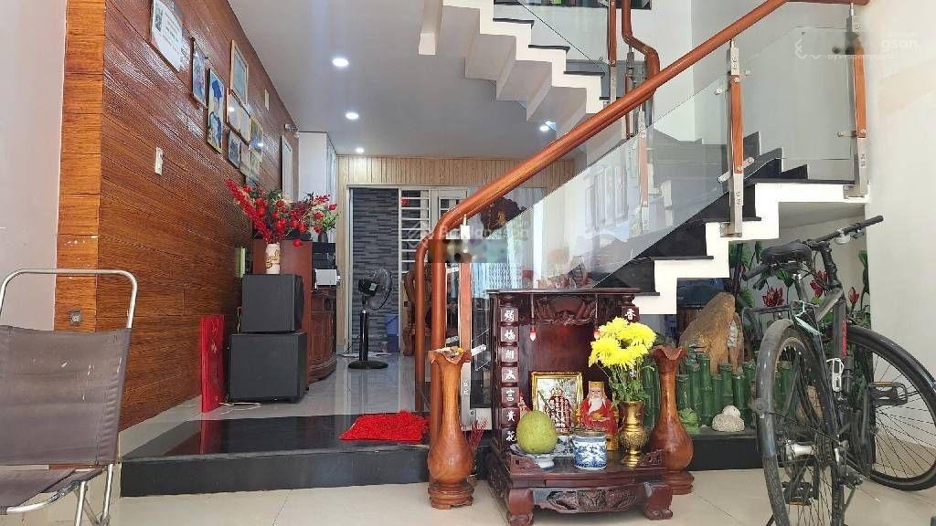 GẤP bán nhà HÀ HUY GIÁP, Q12 - 4x13m- 5 TẦNG -ngay Ngã 4 Ga- Hẻm 8m - chỉ 6.8 tỷ TL