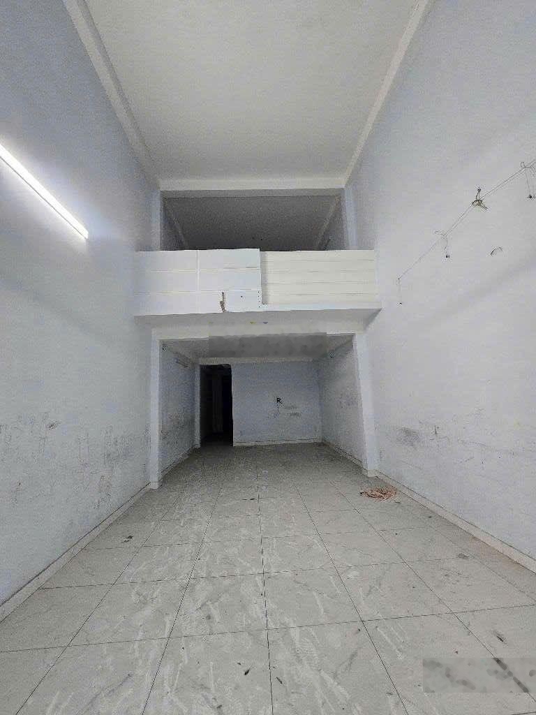 Nhà mặt tiền 4 tầng, DT: 4,5x23, giá 10,x tỷ, khu Phú Thọ Hòa-Nguyễn Sơn, Tân Phú