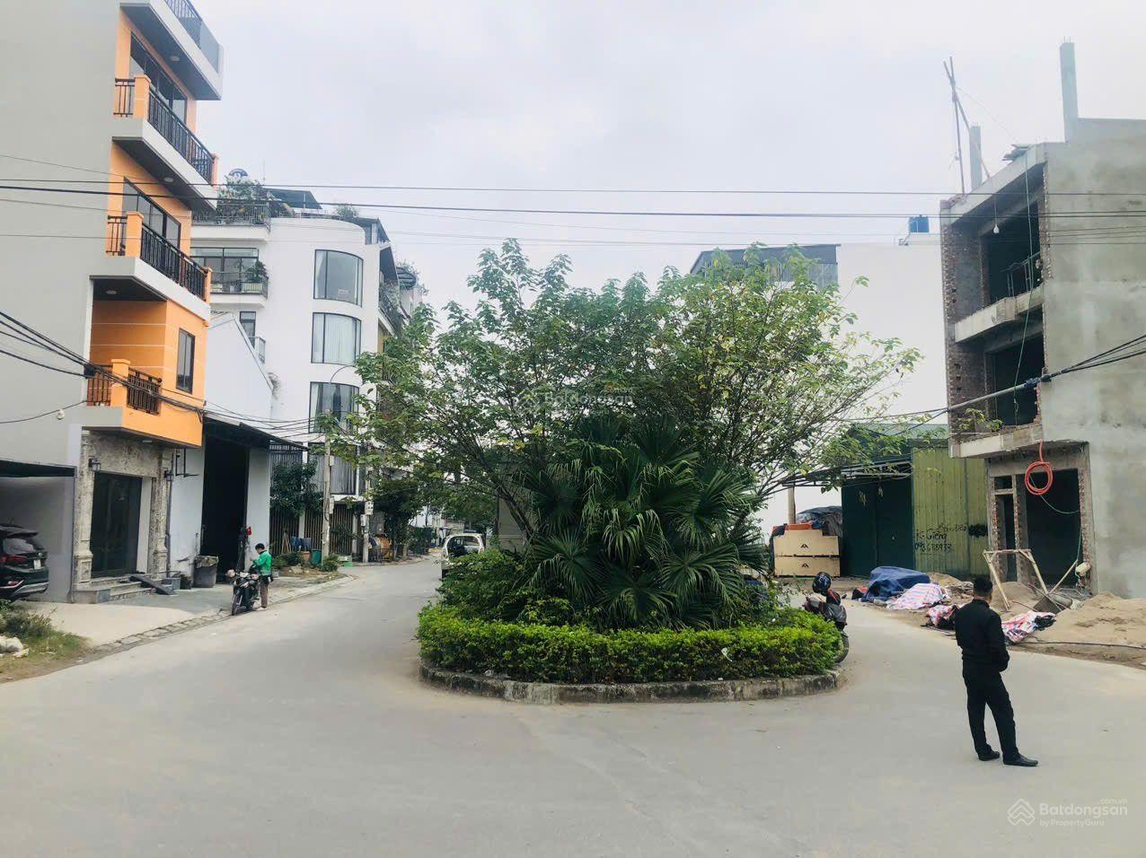 Đất đấu giá Trũng cụm khu công nghiệp Lai Xá Hoài Đức mặt đường đôi 20m