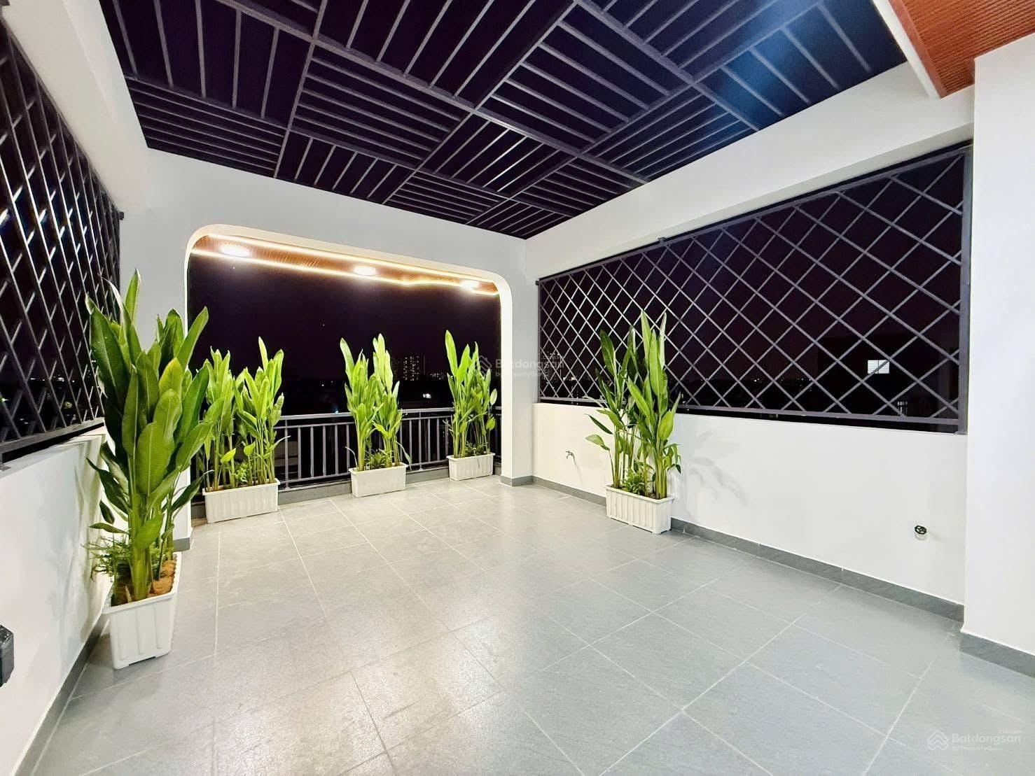 Nhà phố đẹp 4m x 13m 1 lửng 3 lầu full nội thất hẻm 7m đường Thạnh Lộc 37