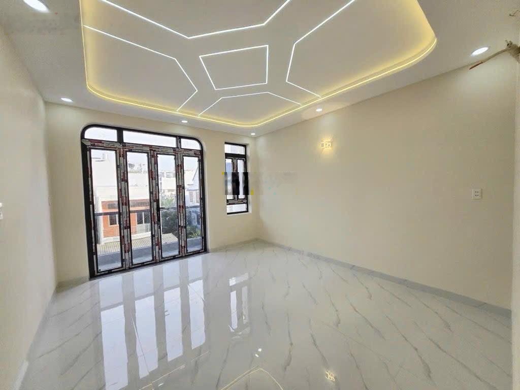 Bán siêu phẩm ngay chợ Miếu Gò Xoài - 5T - HXH - giá 9.75 tỷ